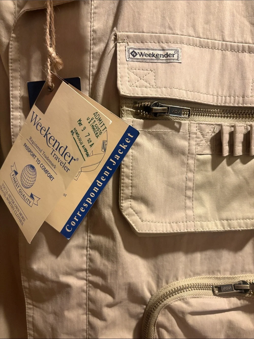 Men’s Beige Travel Jacket Size XL Convertible Correspondent Weekender Traveler